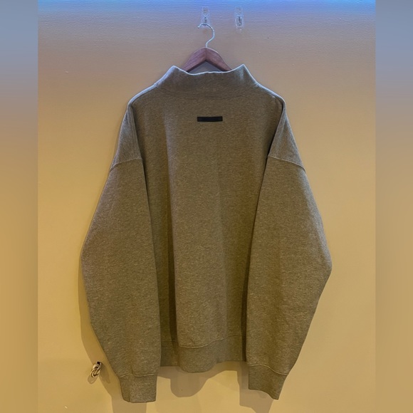 Essentials mock neck sweater - Picture 6 of 6